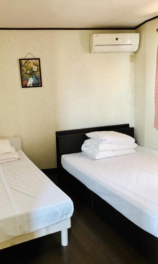 Guest House Izumi Esterno foto